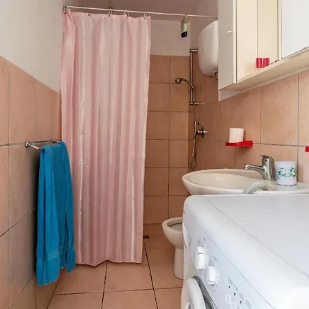 Fico, Oliva, Mora Apartman *