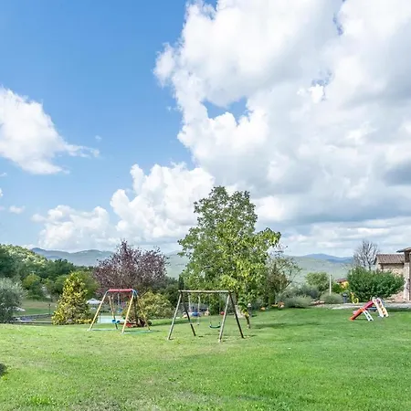 Fico, Oliva, Mora Apartamento