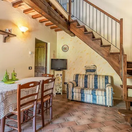 Fico, Oliva, Mora Apartman Calzolaro